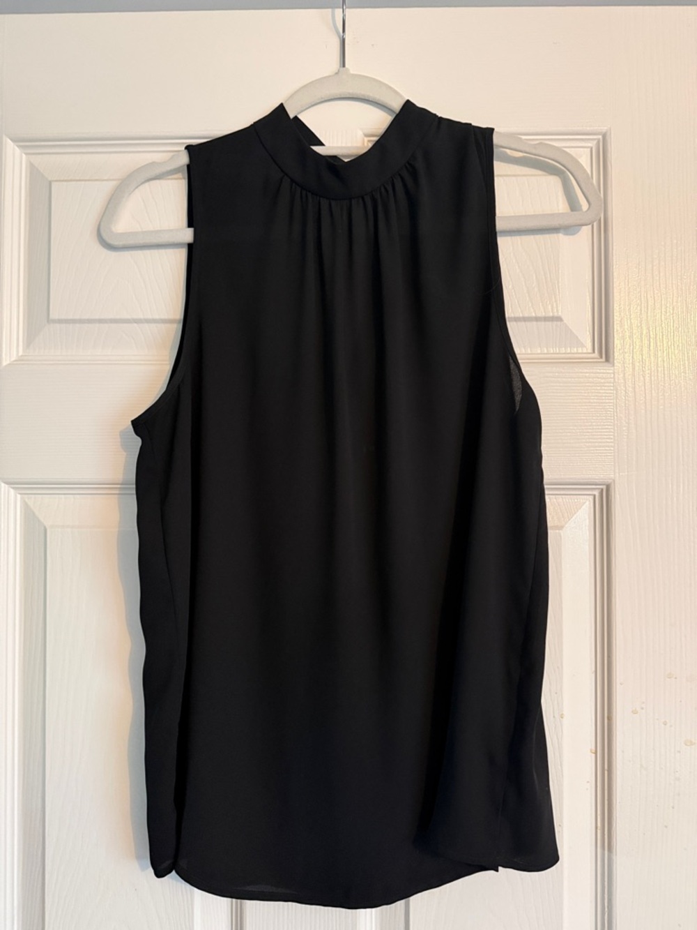 Babaton Sleeveless Mock Neck Blouse